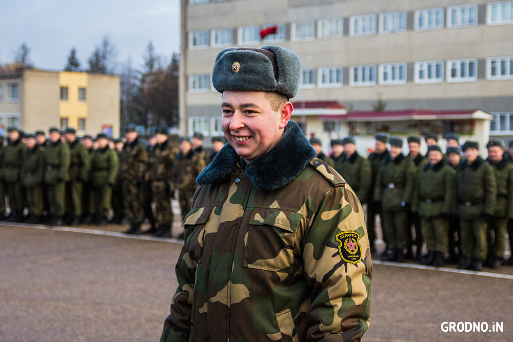 Курсы в гродно на сегодня. 74 Полк связи Гродно. Полк связи Седанка. Армия Гродно. Гродно воинская часть.