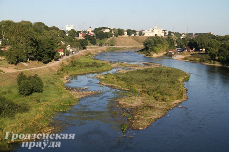 Река в гродно. Гродно река. Водяной Неман. Белоруссия речным портом на реке Неман является город. Какой город в Белоруссии является речным портом на реке Неман.
