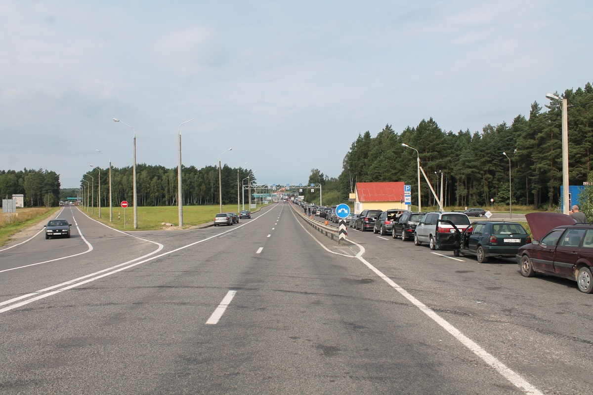 Вблизи границ. Берестовица Беларусь граница. Погранпереход Бобровники Берестовица. Гродно граница. Звенчатка граница.