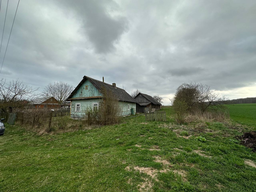 Дом в деревне гродненской. Дома в деревне. Жиличи деревня. Деревенская восьмерка. Д Бакуны Гродненская область.