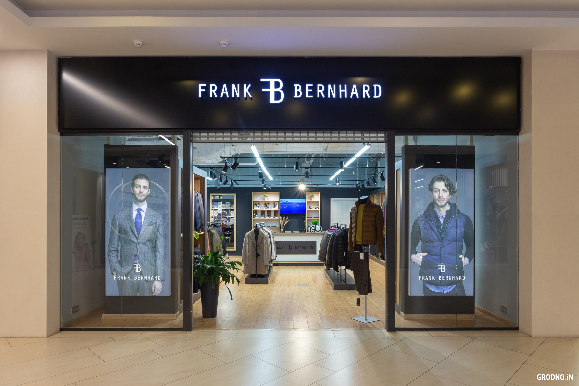Frank одежда мужская. Frank Bernard. Франк одежда Владикавказ. Frank Bernard logo. Franks g-Suit.