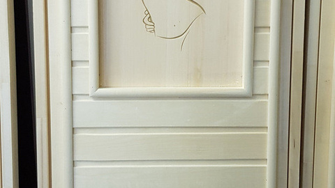 Дверь для бани деревянная с рисунком «Девушка» 700х1900