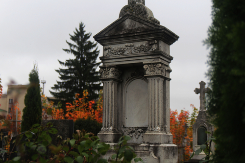 Гродненский город мертвых: экскурсия по самому старому кладбищу Беларуси